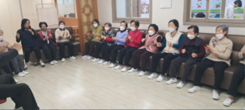웃음 2.jpg