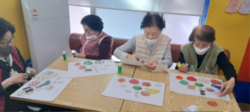 미술치료1.jpg