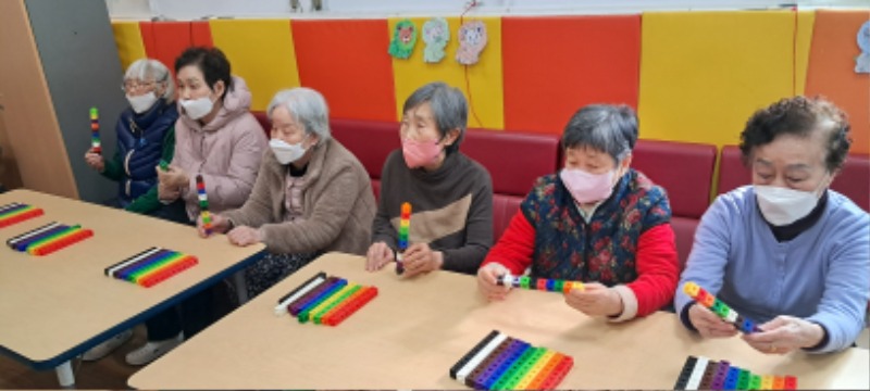 인지놀이치료3.jpg