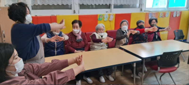 미술치료1.jpg