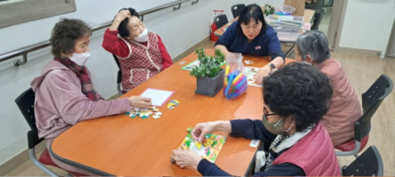 그룹6.jpg