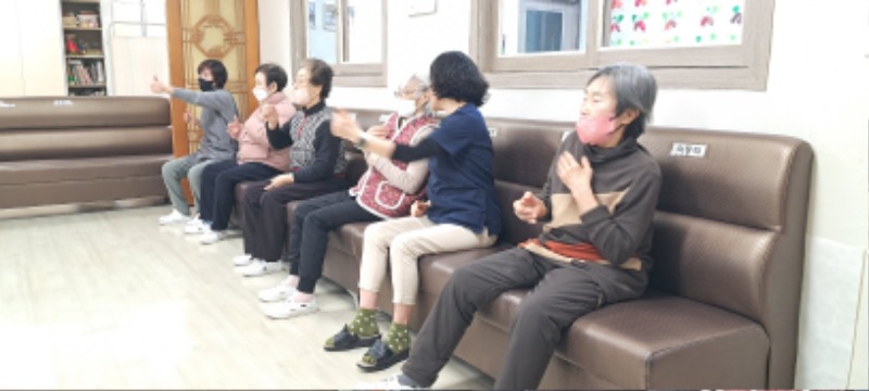 그룹8.jpg