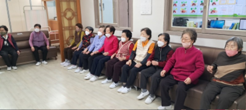 2월 12일 실버체조 (4).jpg