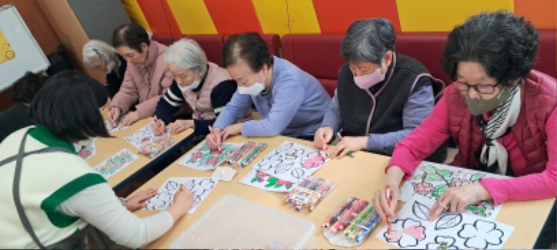 미술치료 2.jpg