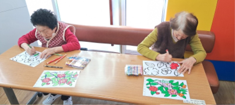 미술치료 4.jpg