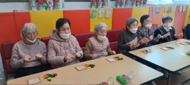 2월 17일 인지놀이치료 (2).jpg