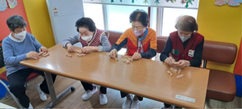 인지놀이치료4.jpg