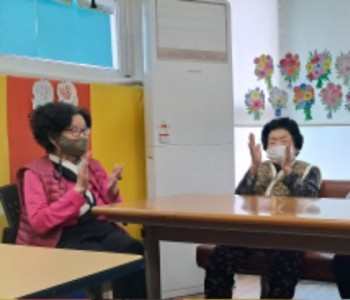 웃음치료1.jpg