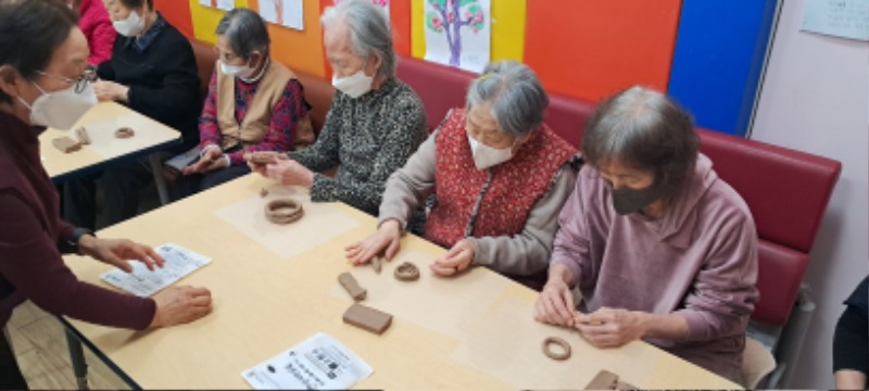인지놀이치료4.jpg