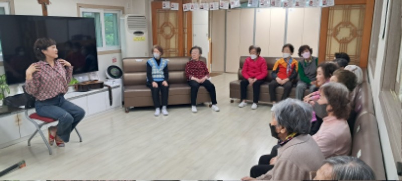 웃음치료4.jpg