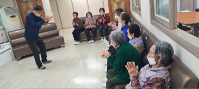 KakaoTalk_20250425_143558396_04.jpg