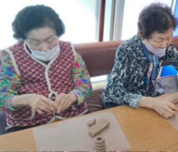인지놀이치료1.jpg