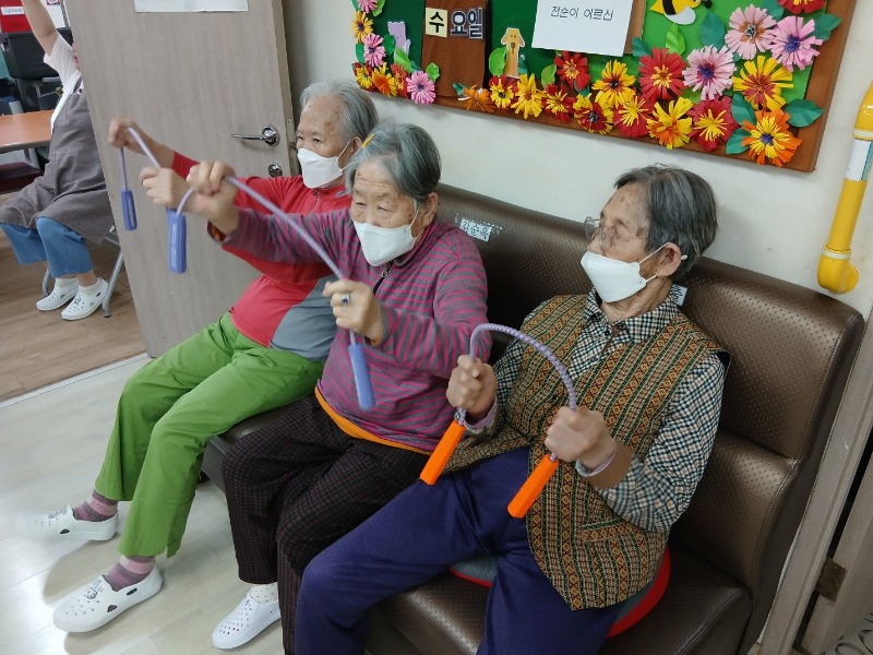 KakaoTalk_20250521_104332317_01.jpg