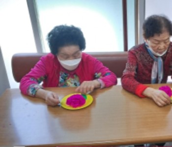 미술치료 1.jpg