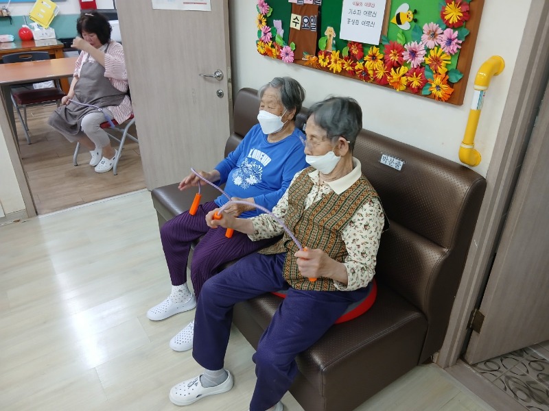 KakaoTalk_20250618_103802348_01.jpg