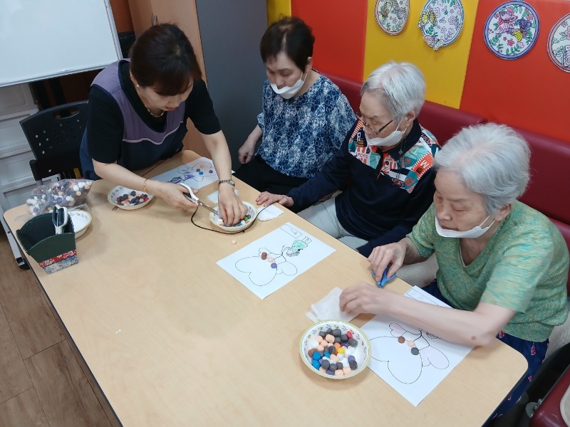 6.19 미술치료 3.jpg