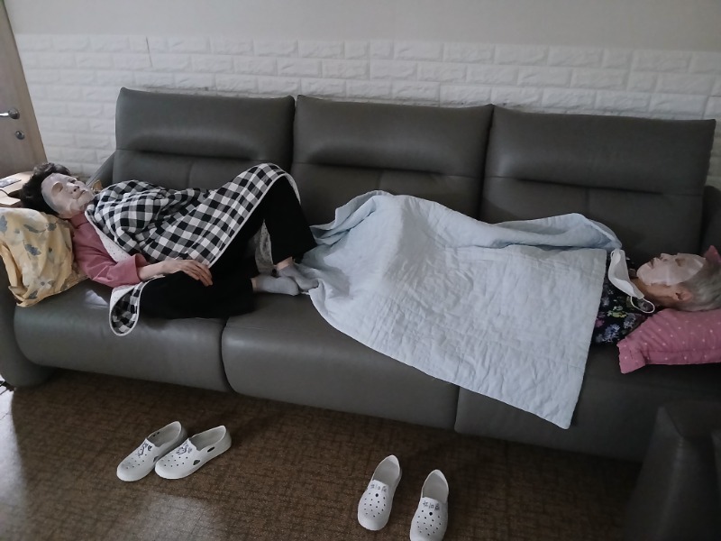 6.20 아로마실버뷰티2.jpg