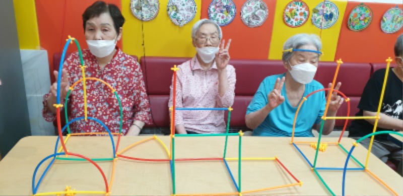 6.23 인지놀이치료3.jpg
