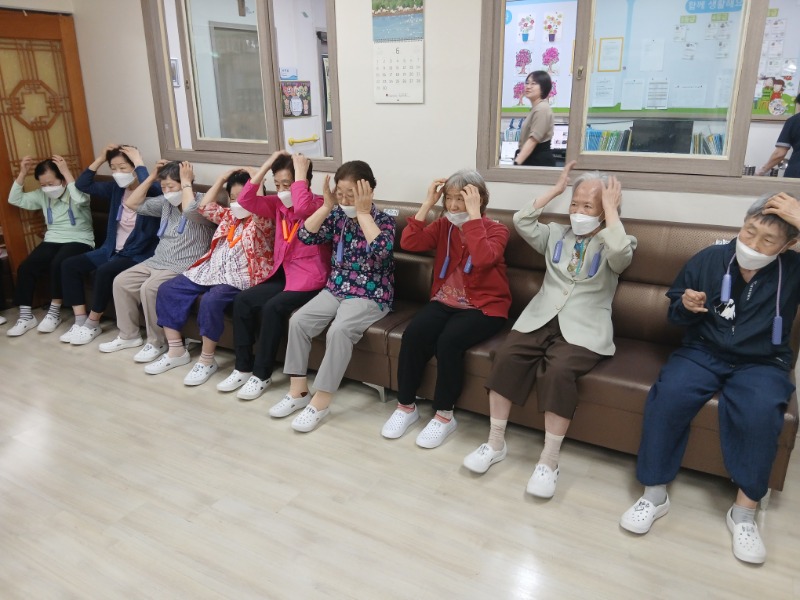 6.25 밴드체조2.jpg
