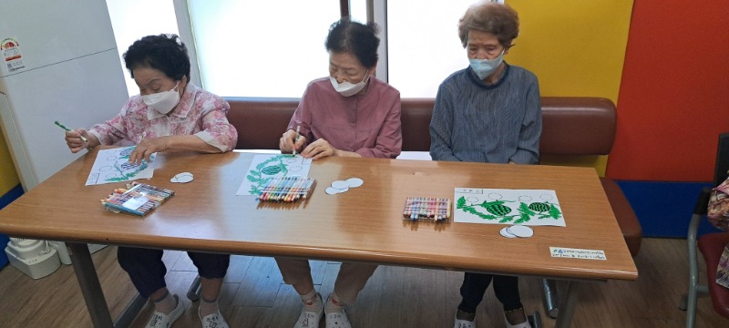 7.10 미술치료2.jpg