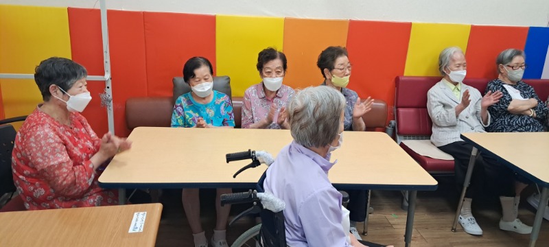 7.11 음악치료3.jpg