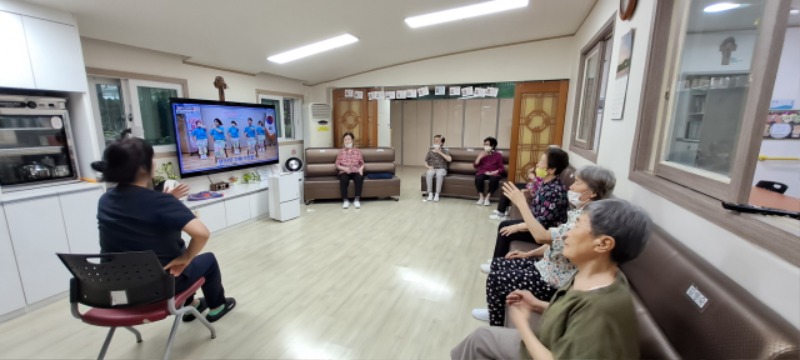 7.19 건강스트레칭2.jpg