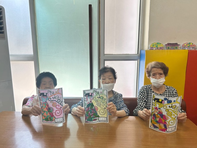 7.24 미술치료5.jpg