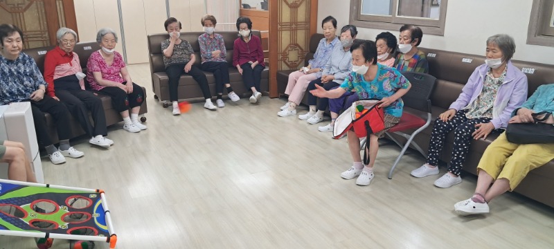 7.25 신체 레크레이션 1.jpg