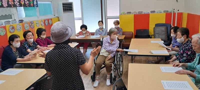 7.28 인지놀이치료3.jpg