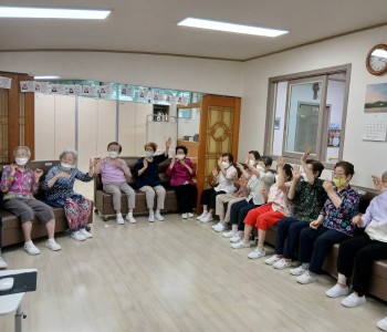 7.2 실버체조1.jpg