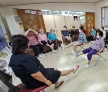 7.9 실버체조1.jpg
