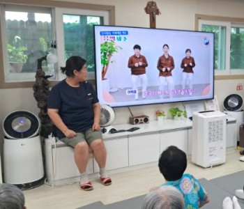 7.24 멧돌체조1.jpg