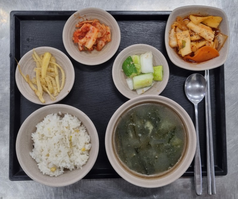 8.4 석식.jpg