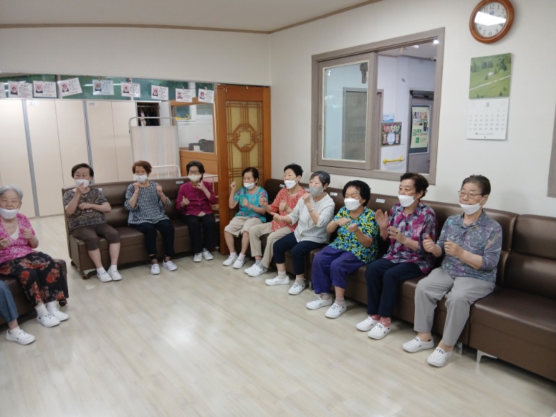 실버체조2.jpg