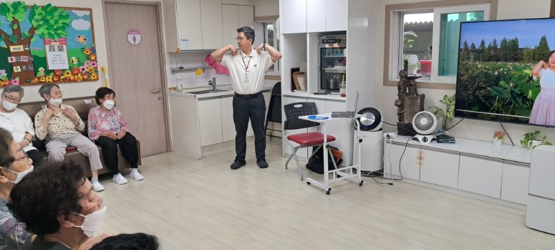 8.20 실버체조2.jpg