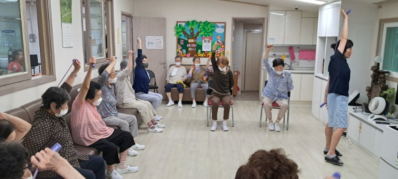 8.25 밴드 1.jpg