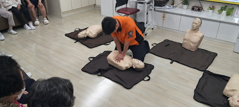 KakaoTalk_20250911_152635110_06.jpg
