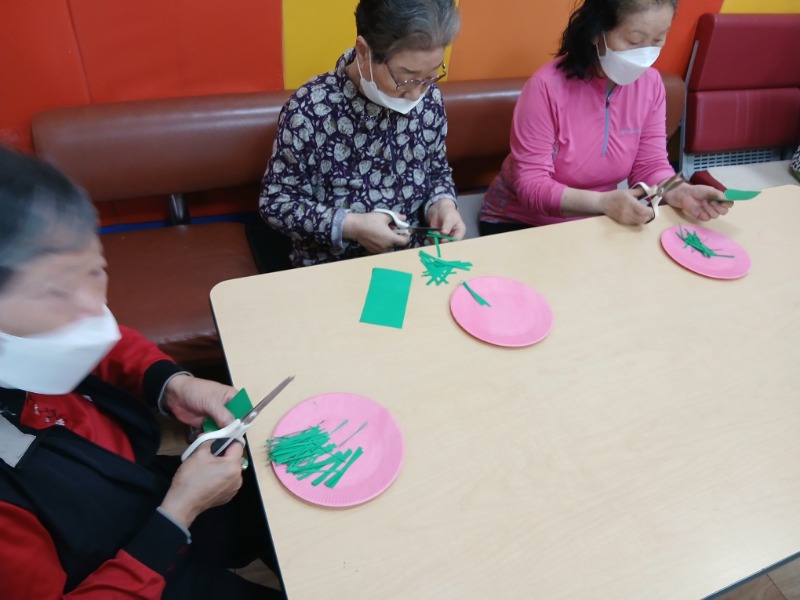 KakaoTalk_20251002_114146795_04.jpg