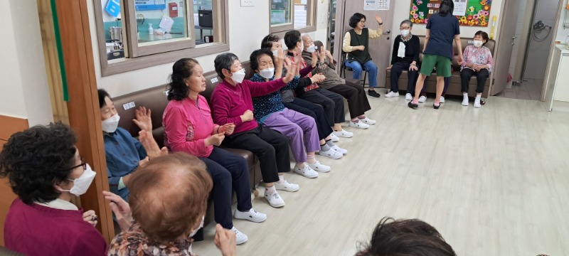 10.15 실버체조1.jpg