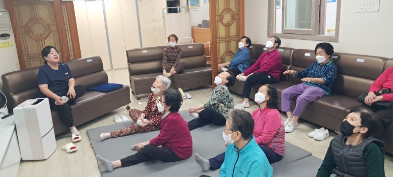 10.16 멧돌체조3.jpg