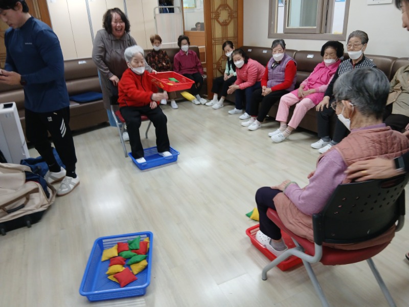 10.22 실버레크레이션3.jpg