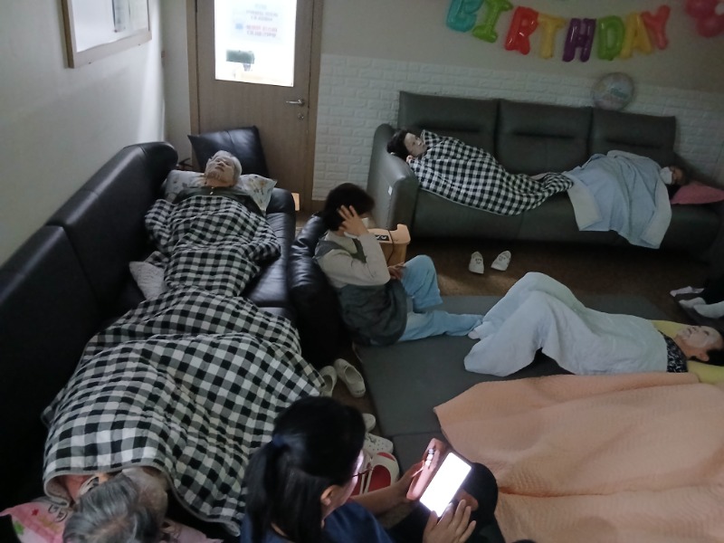 10.24 아로마2.jpg