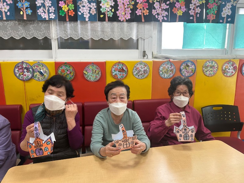 10.30 미술치료4.jpg