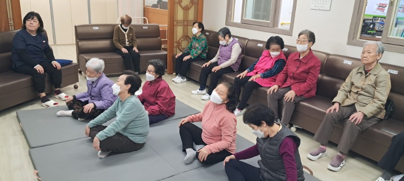 10.30 멧돌체조2.jpg