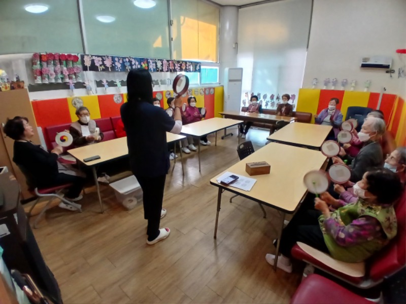 인지도구활동 (1).jpg