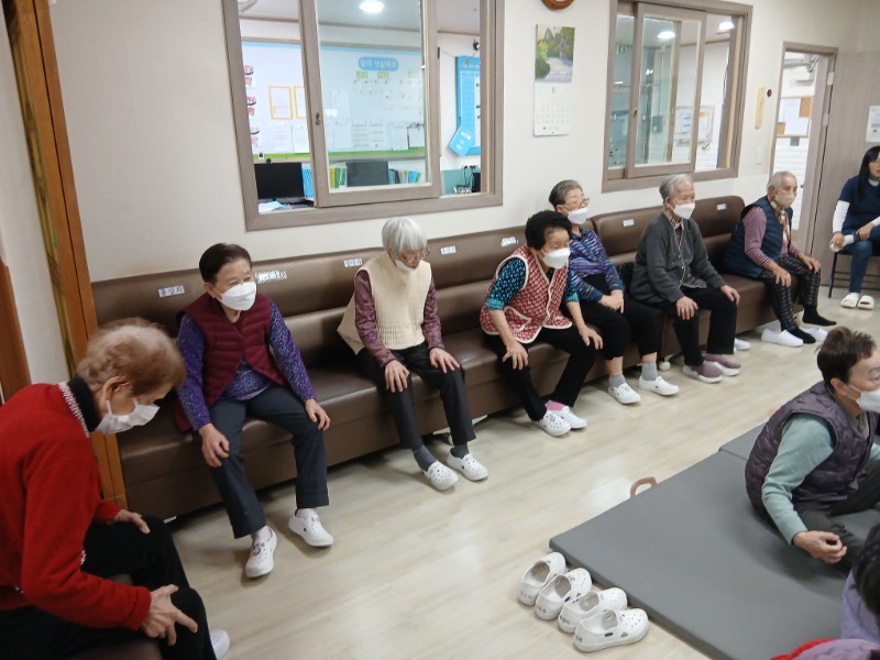 맷돌체조 (2).jpg