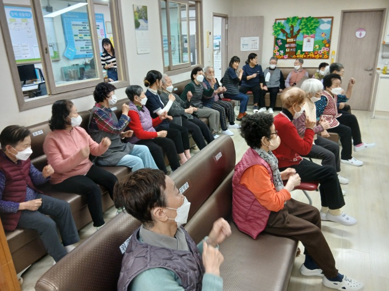 인지활동 (1).jpg
