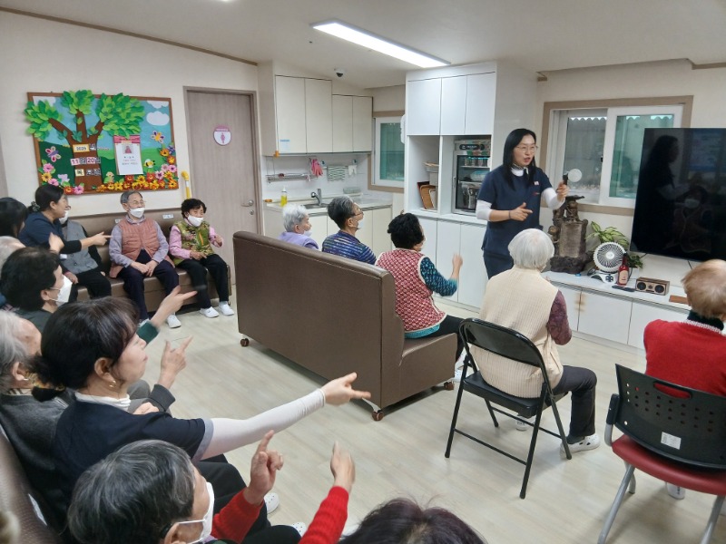 인지활동 (2).jpg