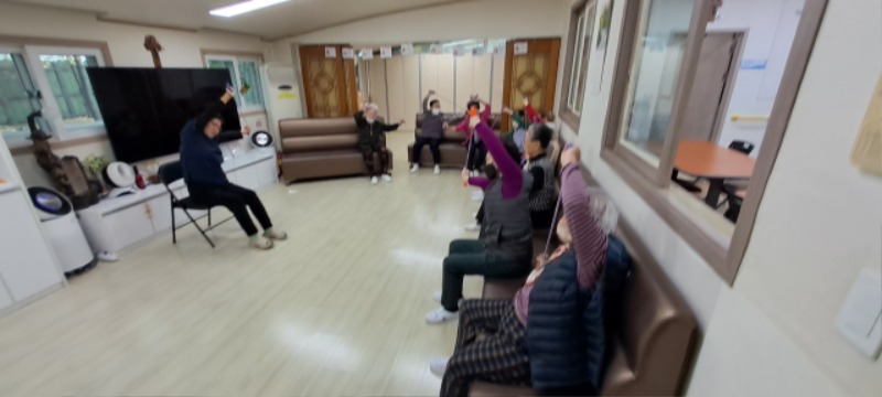 11.22 건강스트레칭3.jpg