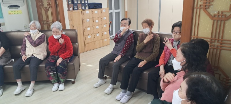 KakaoTalk_20251126_104335203_02.jpg